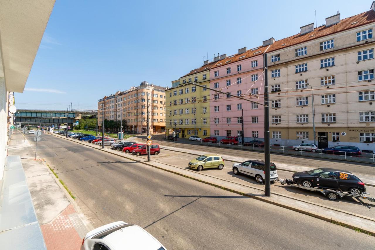 Brand New Two Room Apartment #34 With Free Secure Parking In The Center Praga Esterno foto